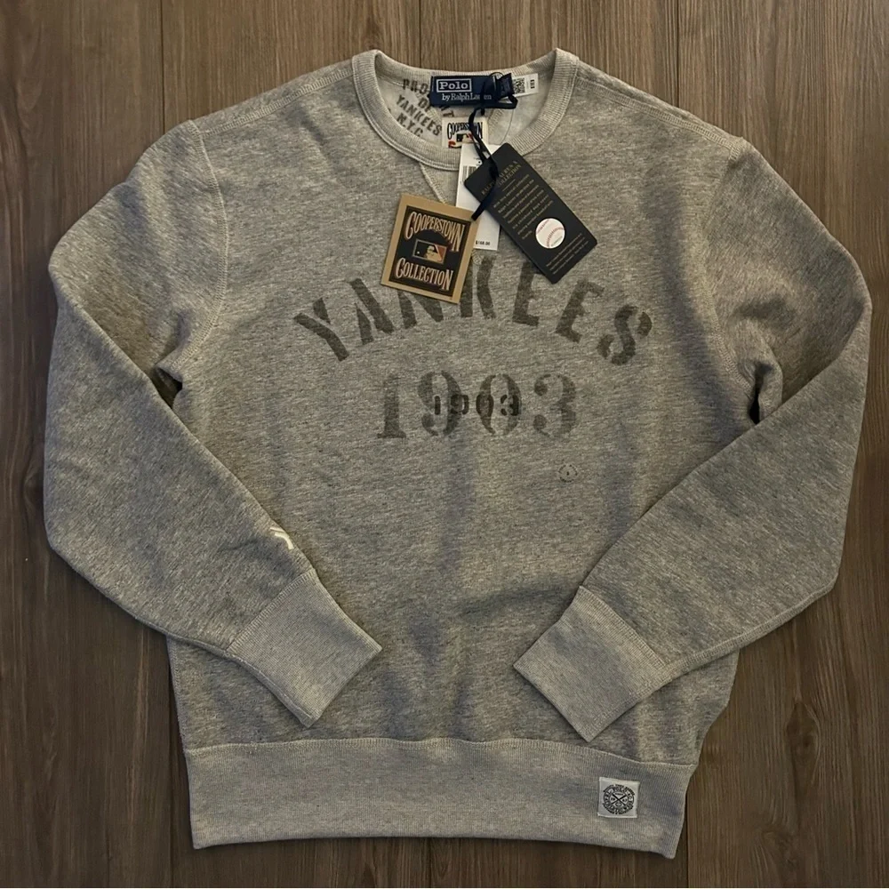 Polo Ralph Lauren | New York Yankees Crewneck Sweatshirt Loft Grey (Small) - Picture 2 of 16
